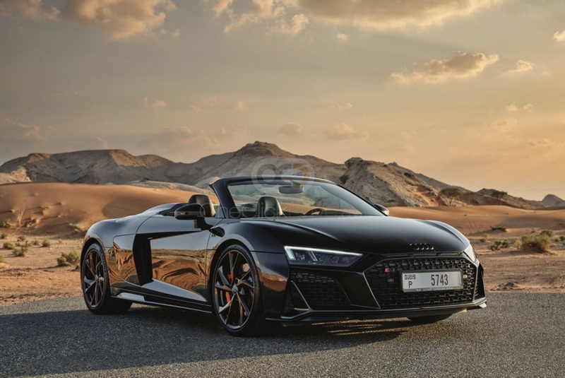 Audi R8