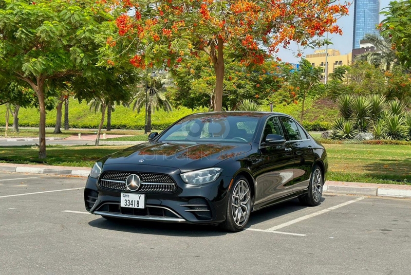 Mercedes E